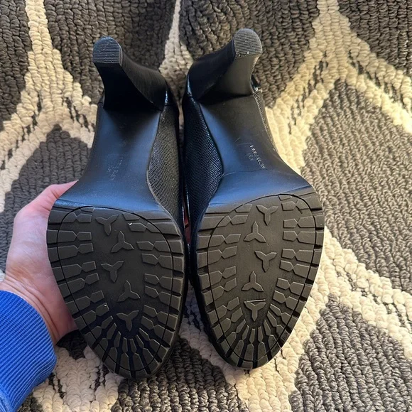 Anne Klein Black Patent Tassel Loafers - Picture 6 of 6